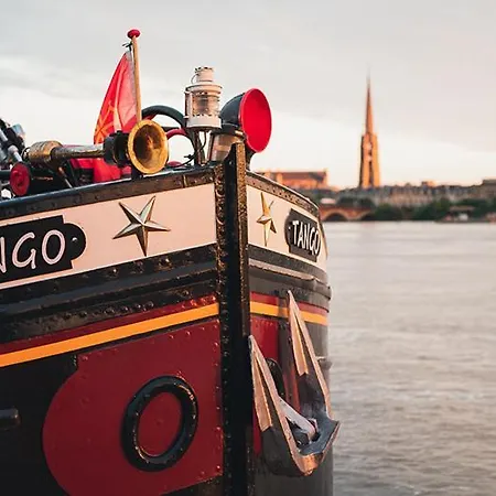 Bateau-hôtel Barge Tango