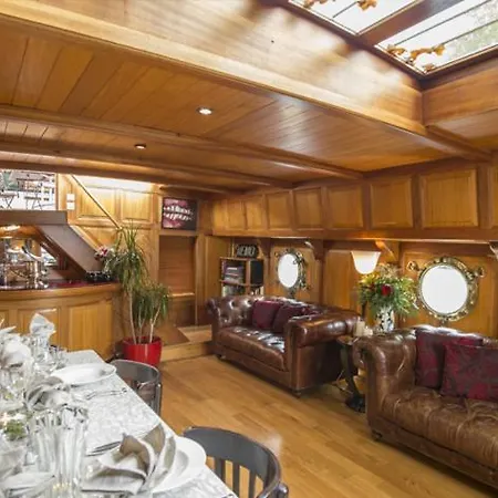 Barge Tango Bateau-hôtel *