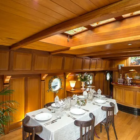Barge Tango Bordeaux